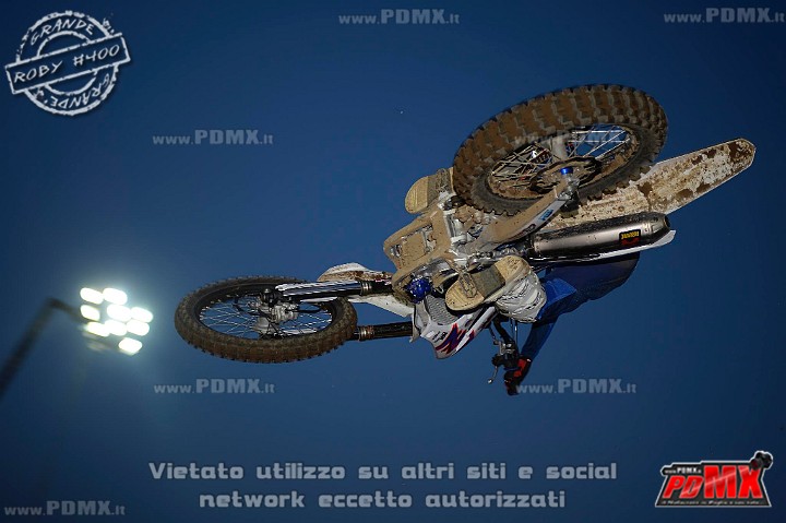 _ROB4123 (Copy).jpg